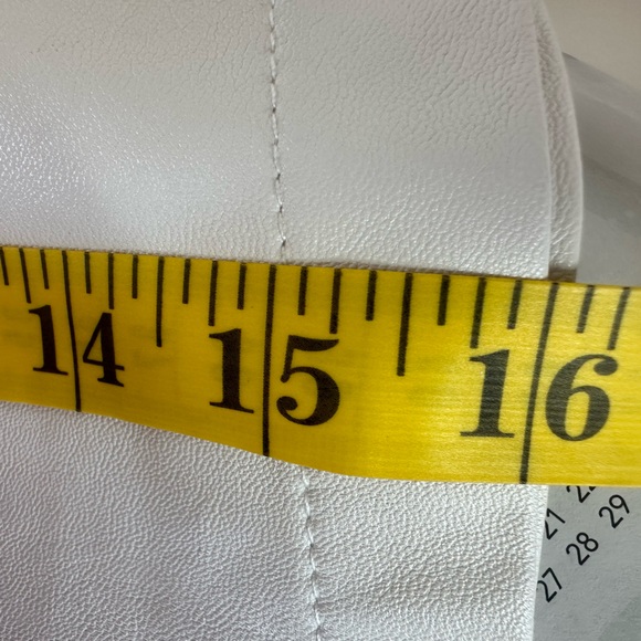 COLORI White Faux Leather skirt US M - Picture 5 of 10